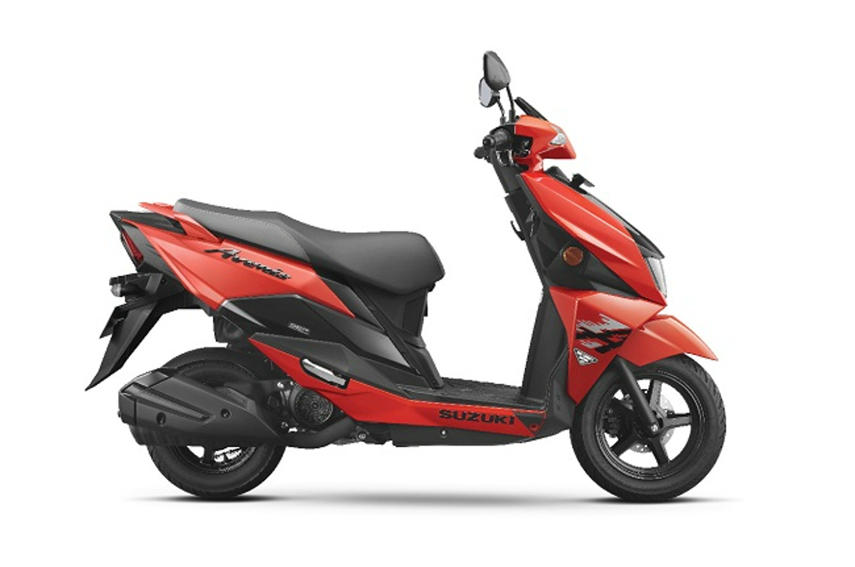Suzuki Avenis 125 static image.